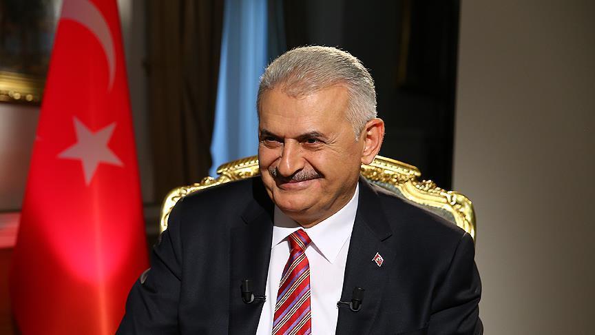 Премьер-министр Турции отозвал 1500 судебных исков