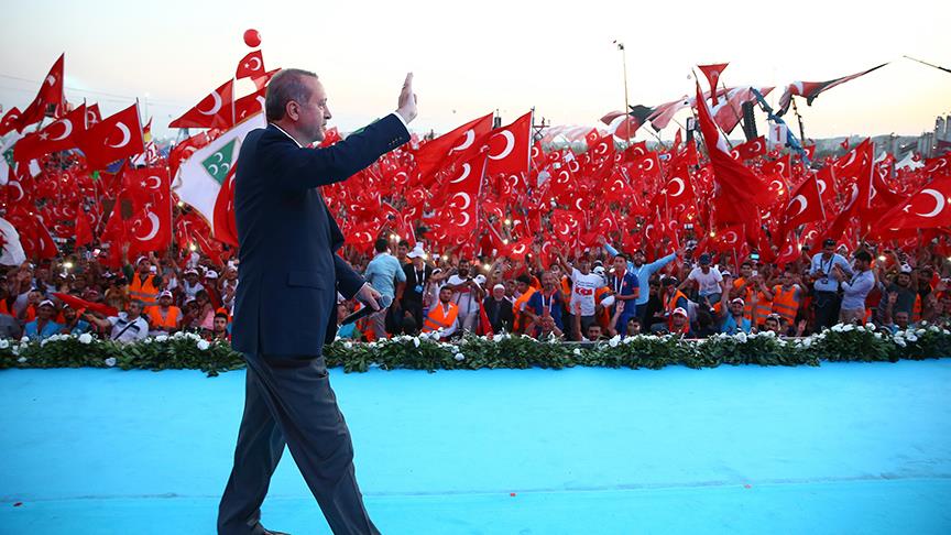 Arap medyasında "Demokrasi ve Şehitler Mitingi" geniş yer buldu