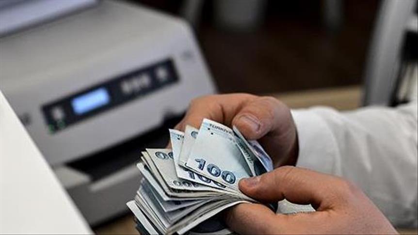 Turkey's watchdog warns banks against recalling loans 