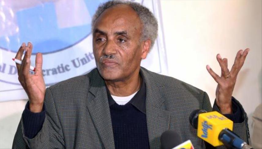 معارض إثيوبي بارز يطالب بتشكيل حكومة "وفاق وطني" لاحتواء المظاهرات