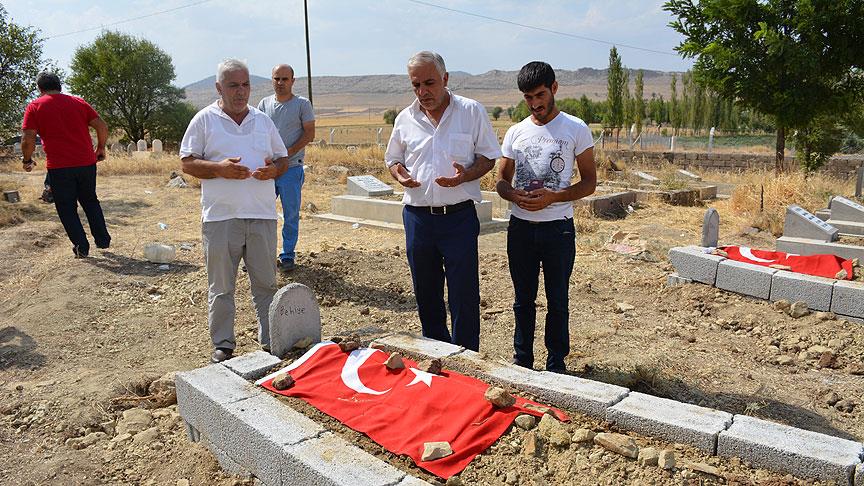 Katliamda yitirilen canlar için PKK'ya tepki 