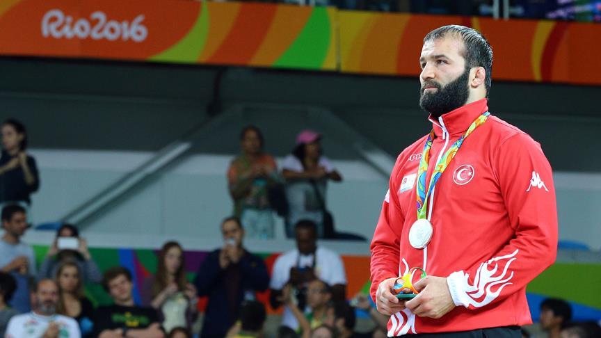 Selim Yaşar Rio'da gümüş madalya kazandı