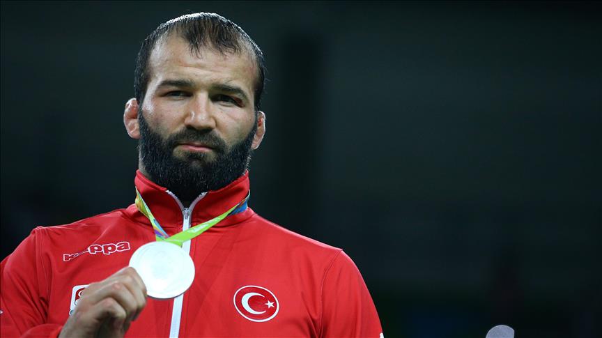 Rio 2016: Turkey's Selim Yasar bags silver in wrestling