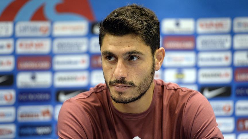 Trabzonspor'da Özer Hurmacı sözleşmesini feshetti