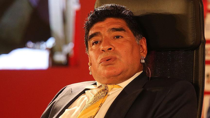 Maradona Messi'nin milli takıma dönüşünü sorguladı