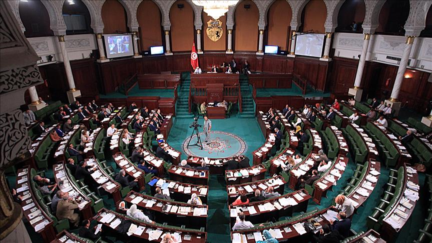Tunisia parliament backs unity govt