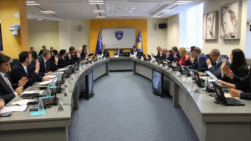 Qeveria dhe Kuvendi i Kosovës, reagojnë pas protestës në Mushtisht