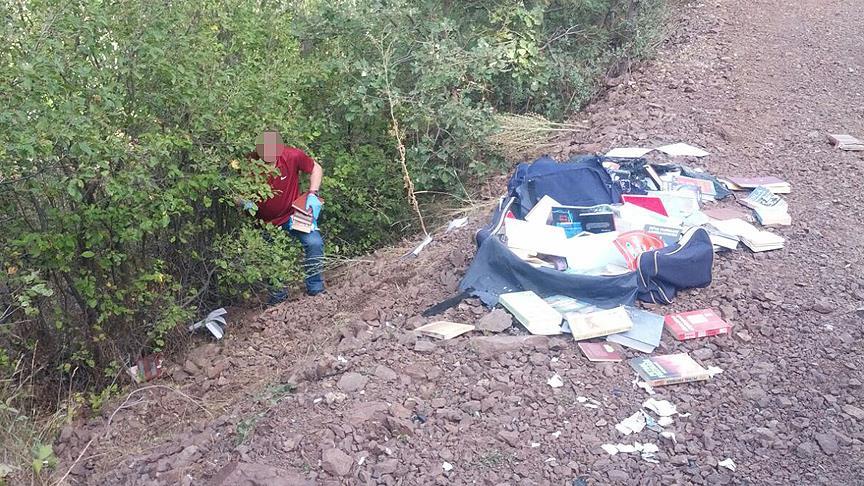 Ormanlık alandaki şüpheli çantadan FETÖ kitapları çıktı