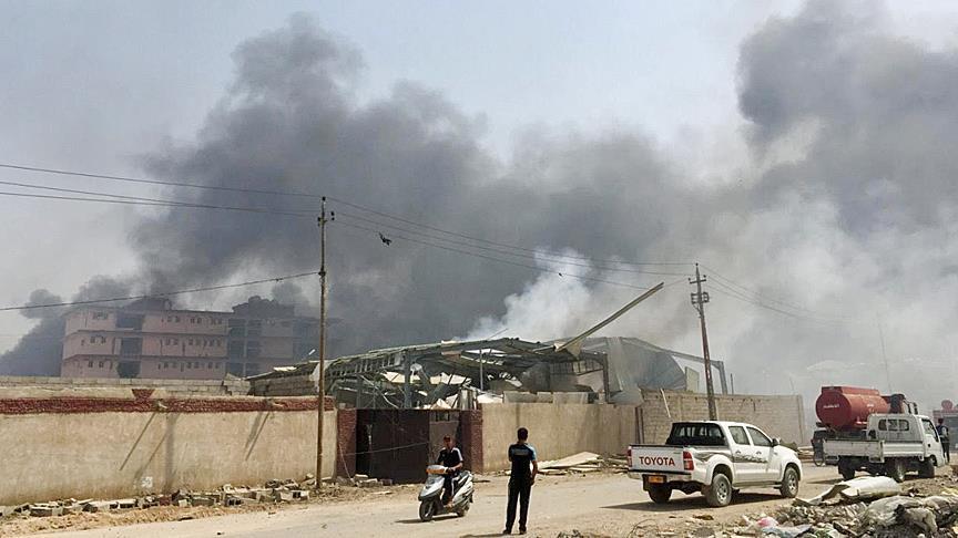 Car bombing kills 10 in Iraqi capital