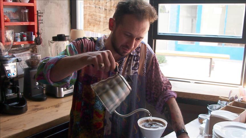 Turska: Ugostitelj ne otvara kafić ponedjeljkom kako bi izbjegao neraspoložene goste