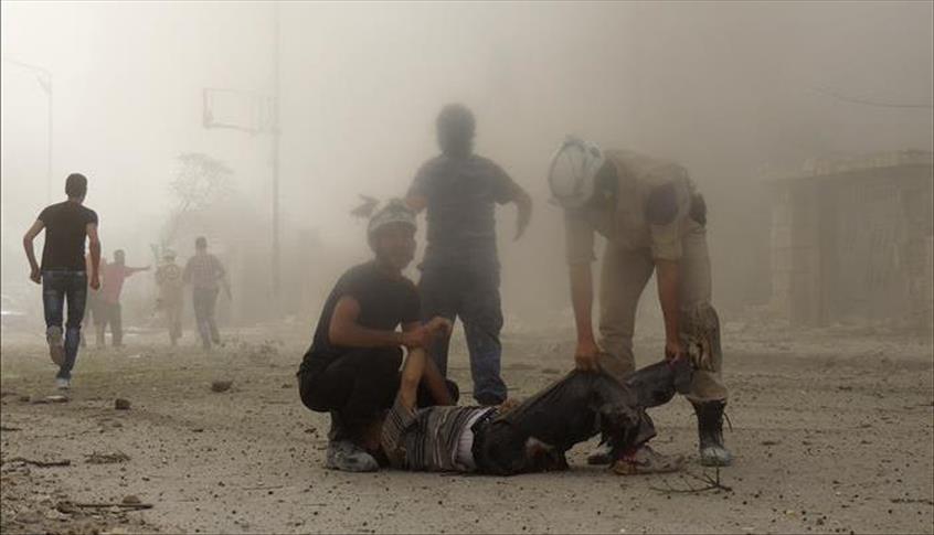 Regime barrel bomb kills 8 in southwestern Syria