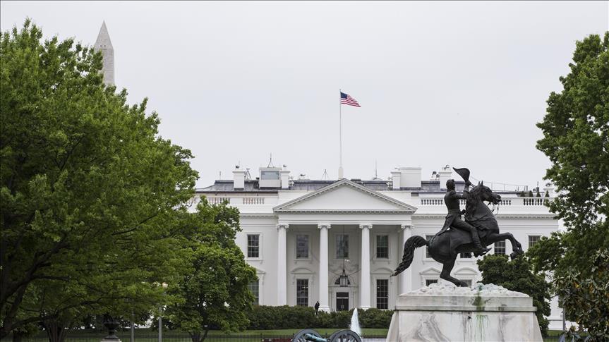 Hackers post White House staffer emails