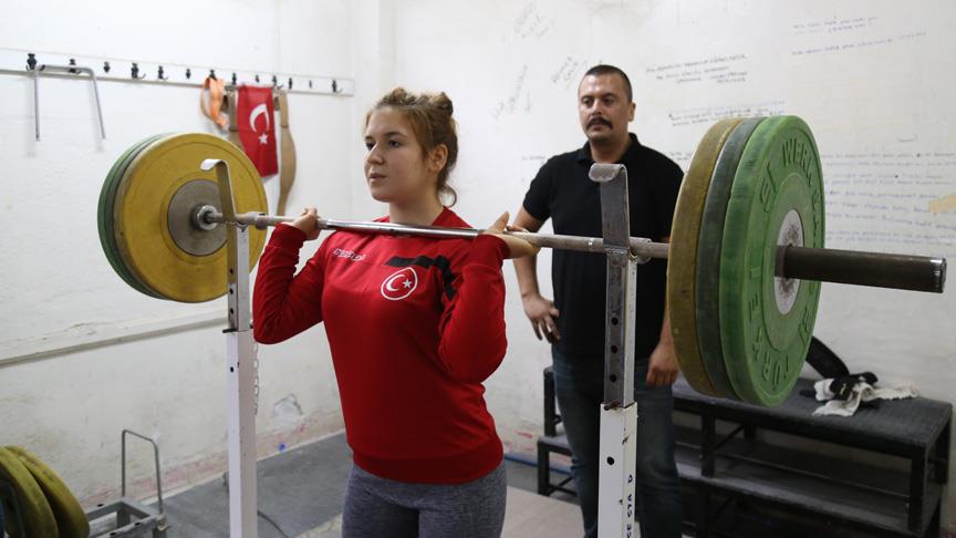 Çocukluk hevesi Avrupa şampiyonu yaptı