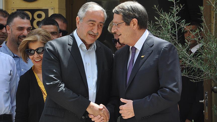 Cypriot leaders agree on treaty-signing powers