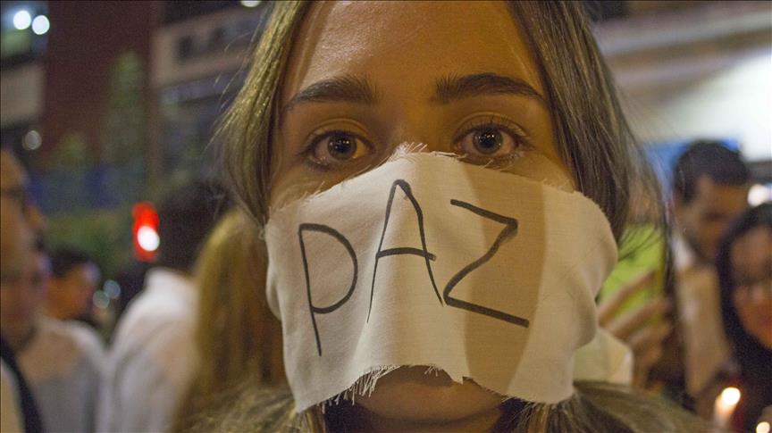 Silent protest in Colombia in favor of FARC peace deal