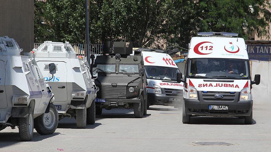 Blast hits Turkish gendarmerie post in southeast