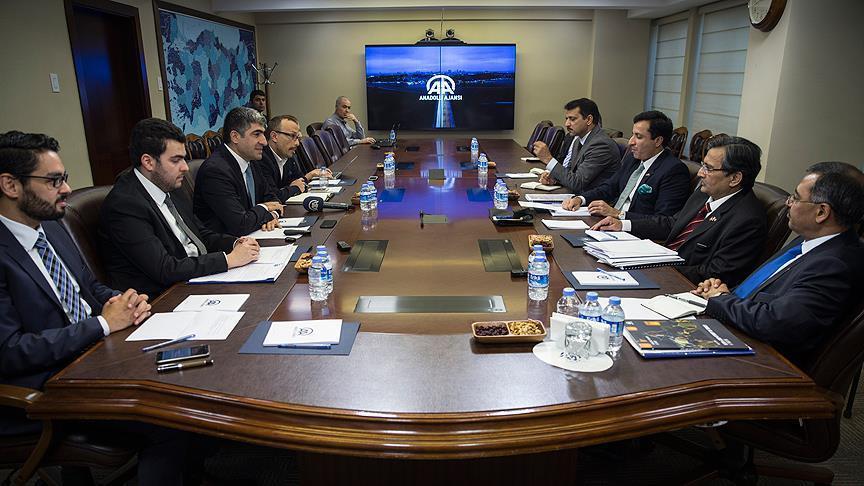 Pakistani PM's envoys on Kashmir visit Anadolu Agency