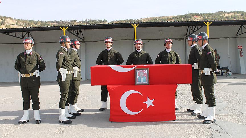 Teröristlerin kaçırdığı korucu Ahmet Adıyaman toprağa verildi