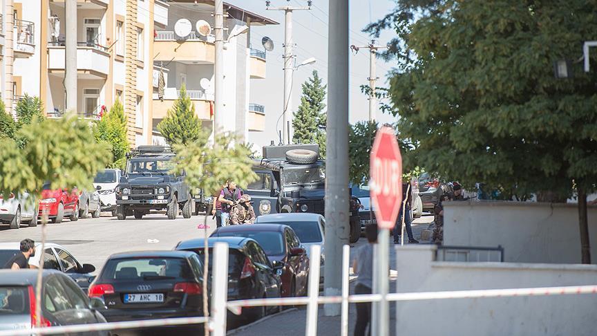 3 police officers martyred in Daesh explosion in SE