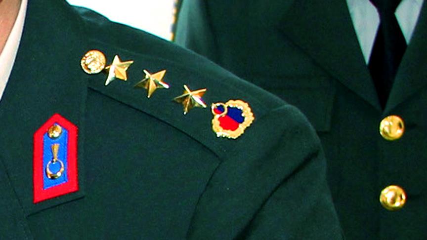 FETÖ üyesi olduğunu gizleyen 10 albay tutuklandı
