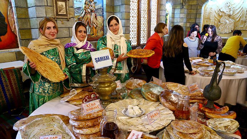 Azerbaycan'da ekmek festivali düzenlendi
