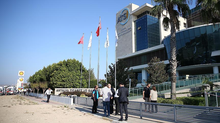 Turquie: Explosion devant la chambre de commerce d'Antalya 