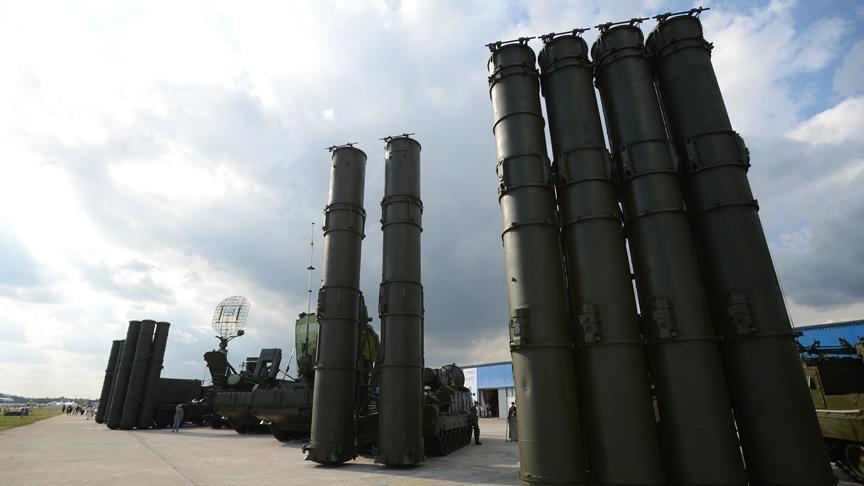 В ходе учений войск ПВО СНГ выполнены пуски из ЗРК С-300 и С-400 
