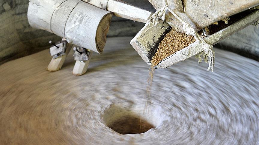 300 yıllık değirmen talebe yetişemiyor