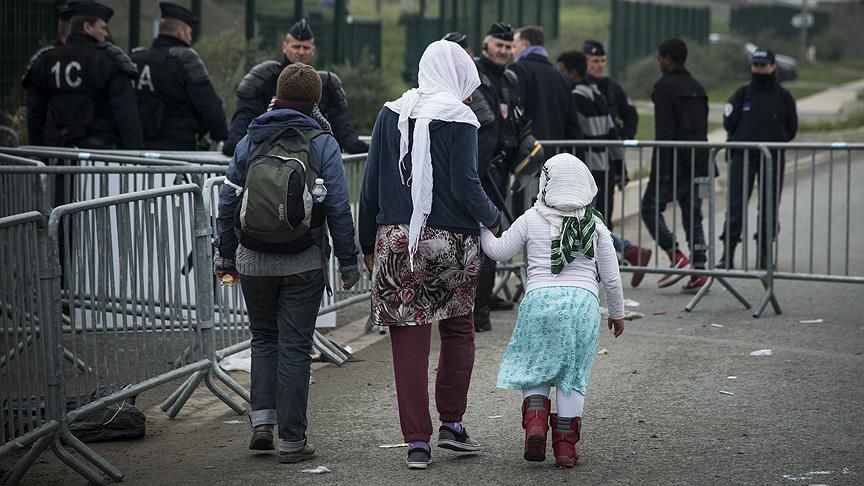 В лагере мигрантов во Франции остаются около 100 детей