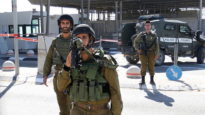 Israeli soldiers wound 3 Palestinian youths in Gaza