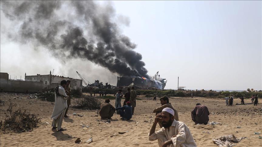 Fire at ship breaking yard kills 11 workers in Pakistan