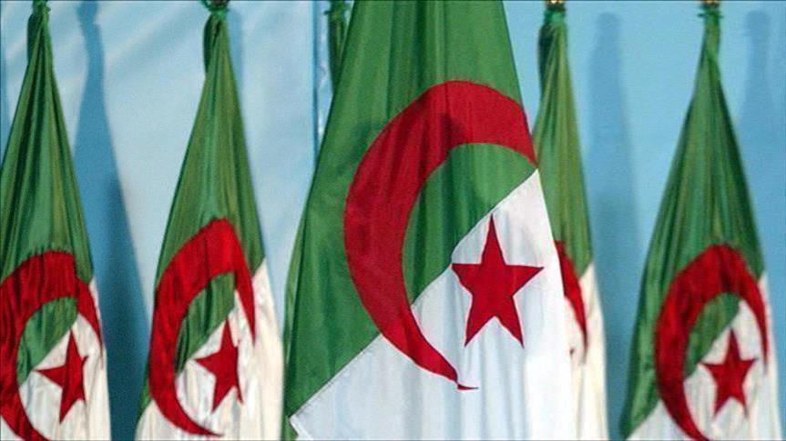الجزائر.. حليف غربي في مكافحة الإرهاب يمقت القواعد والأحلاف العسكرية (تحليل)