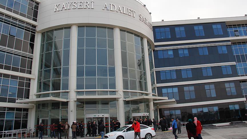 Kayseri'deki FETÖ davasının ilk duruşması devam ediyor