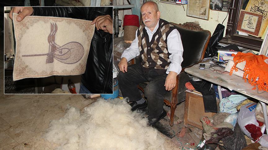Yünü 60 yıldır keçeye dönüştürüyor