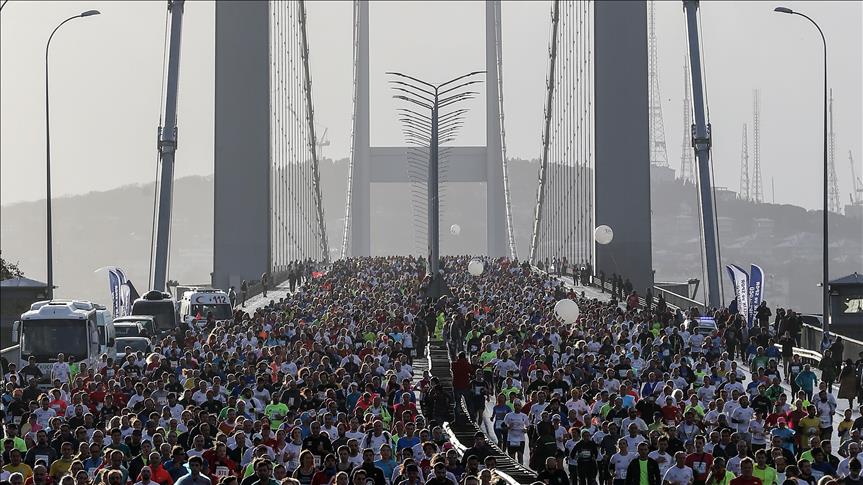  Thousands run in 38th Vodafone Istanbul Marathon