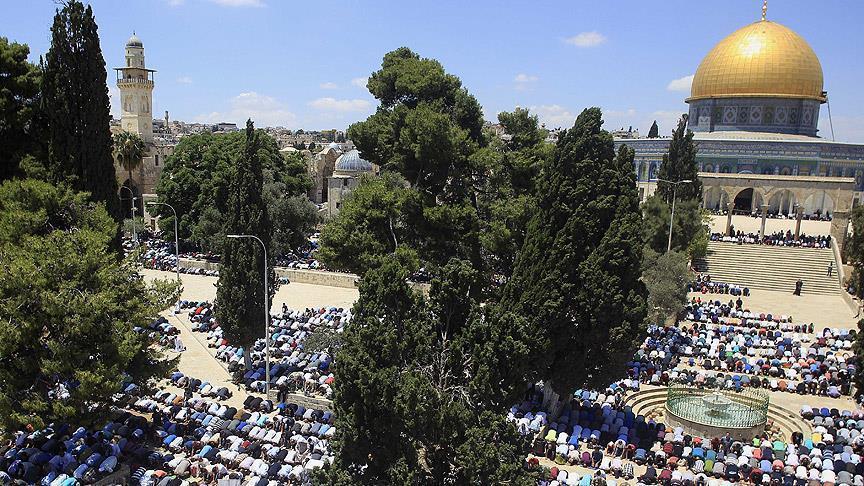 الأذان في القدس بدأه بلال بن رباح قبل 1400 عام وإسرائيل تريد تقييده (انفوغرافيك)