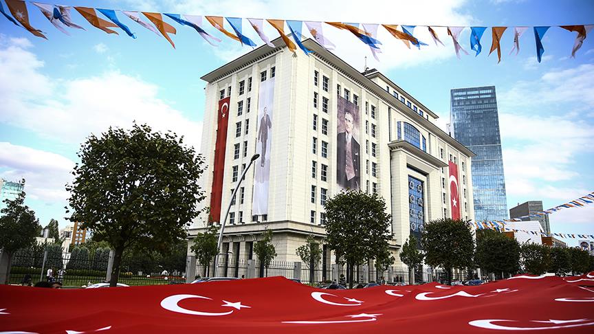 AK Parti 7 hükümetle 14 yıla imzasını attı