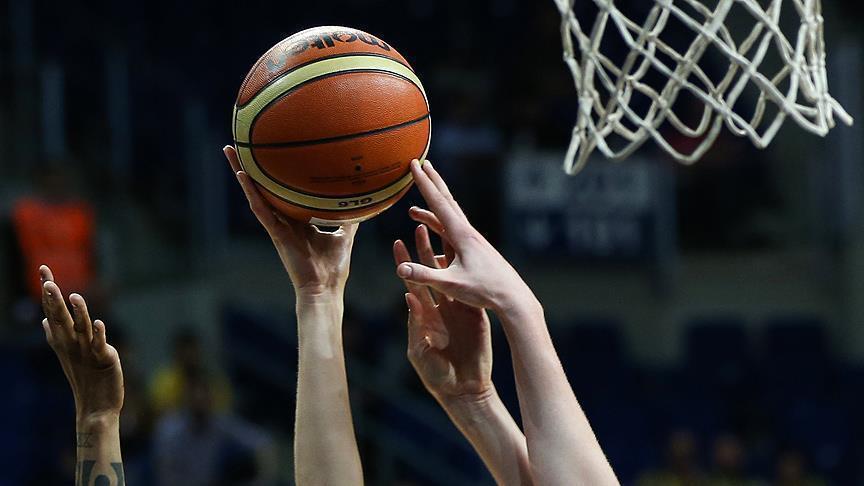 Basketball: FIBA allows player to wear hijab on court