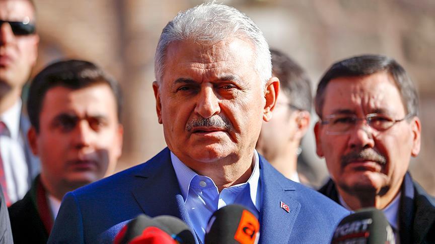 Turkish PM: PYD will leave Manbij one way or another