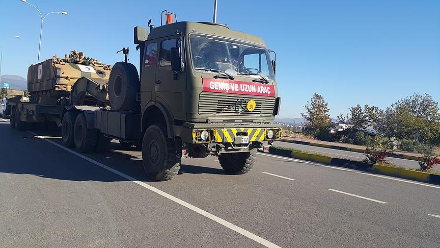 Gaziantep'te sınıra askeri araç sevkıyatı