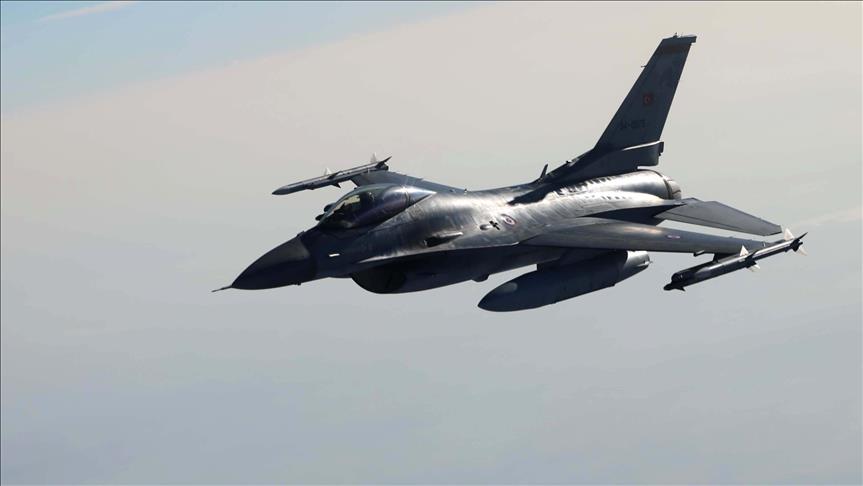 Turske zračne snage uništile osam uporišta terorista ISIS-a na sjeveru Sirije
