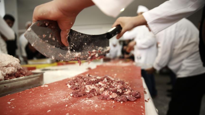Adana kebabın lezzet sırrı 'zırh'ında