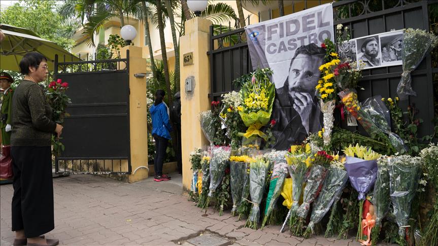 Vietnam mourns death of Castro
