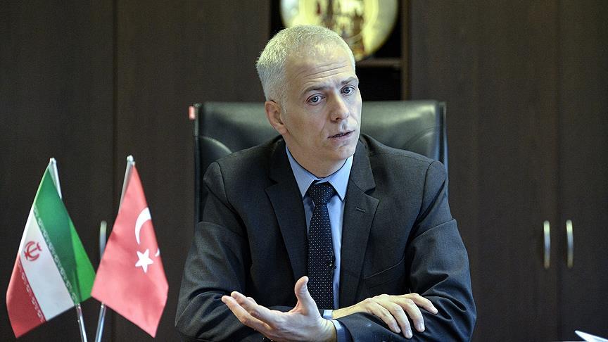 'İran'a gelen iş adamları tıkır tıkır işleyen yatırım ortamına gelmediklerini bilmeli'