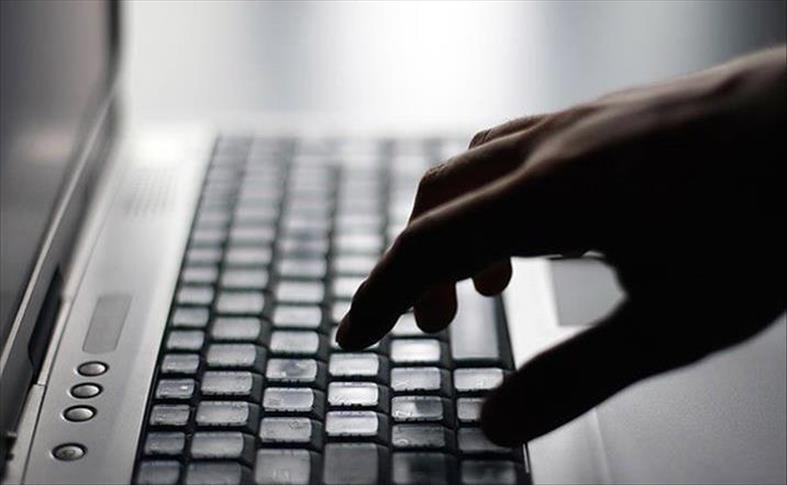 وسط انتقادات.. بريطانيا تشدد الرقابة على الفضاء الالكتروني