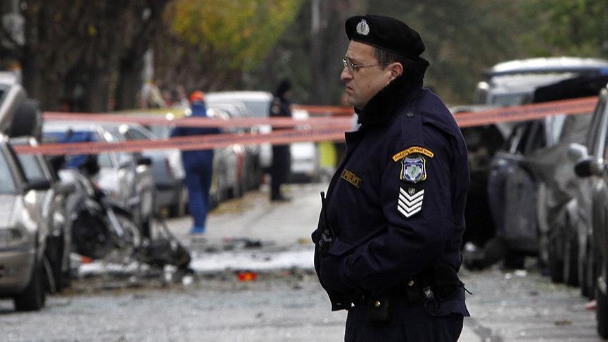 Athens Blast Kills 1, Injures 5