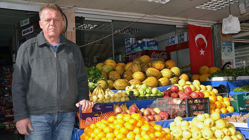 'Bir bardak çay' hayatını değiştirdi