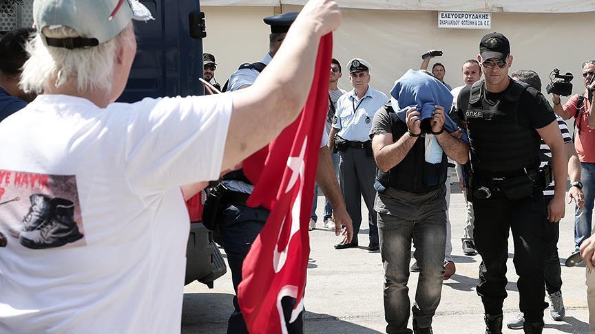 Апелляционный суд Афин постановил экстрадировать в Турцию 3 путчистов