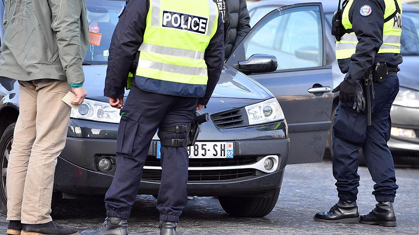 Paris'te hava kirliliği yüzünden tek-çift plaka uygulaması