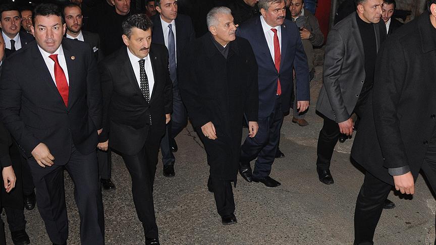 Başbakan Yıldırım'dan AK Parti ve MHP il başkanlıklarına ziyaret
